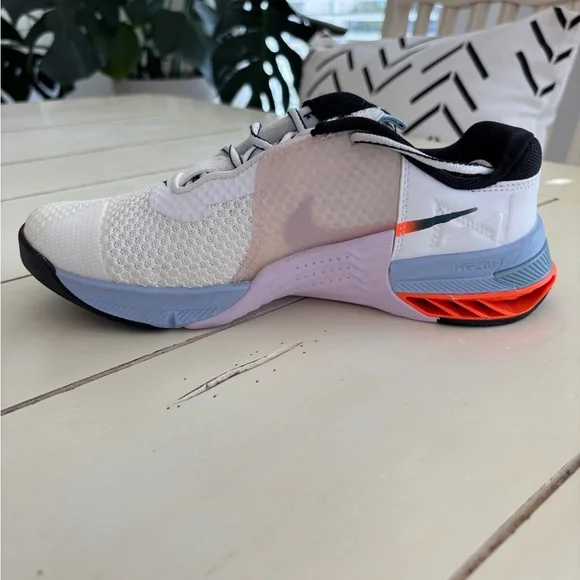 Nike Metcon 7 Premium White Doll Blue Orange Purple DM0335-155 Women's Size 7 - Picture 9 of 16